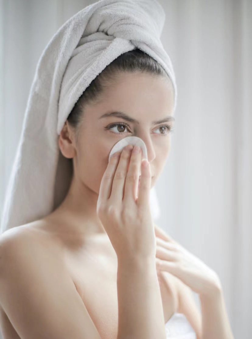 How to Properly Remove Eye Makeup