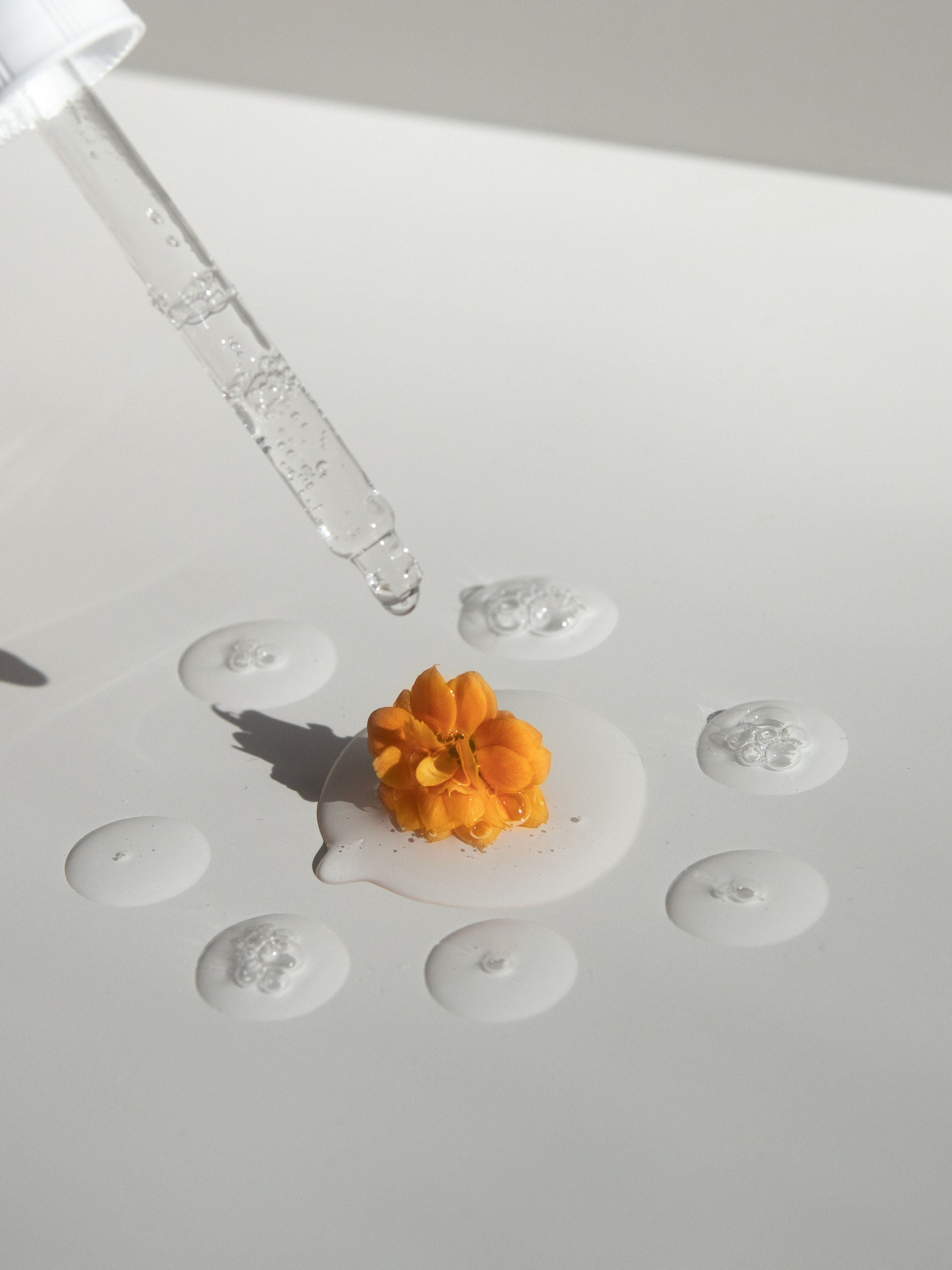 The Comprehensive Analysis of A-Retinol: Benefits, Usage, and Side Effects
